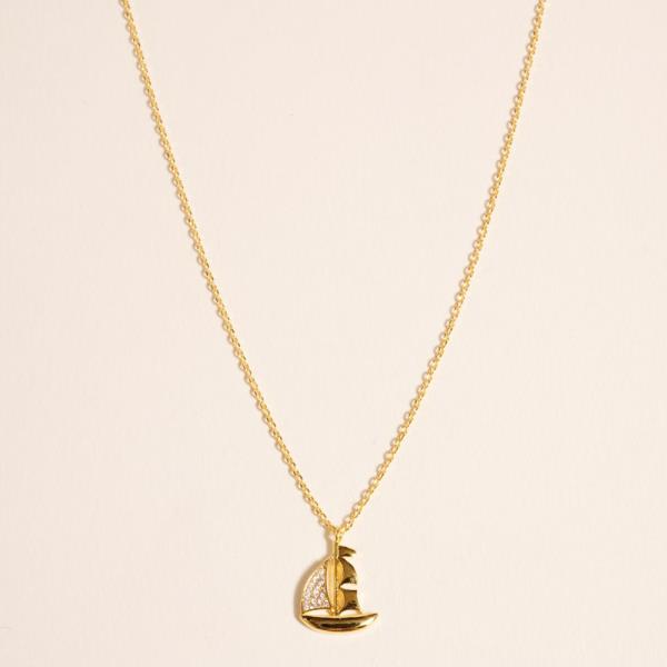 WATER RESISTANT SAILBOAT SHAPED GOLD DIPPED PENDANT SHORT NECKLACE