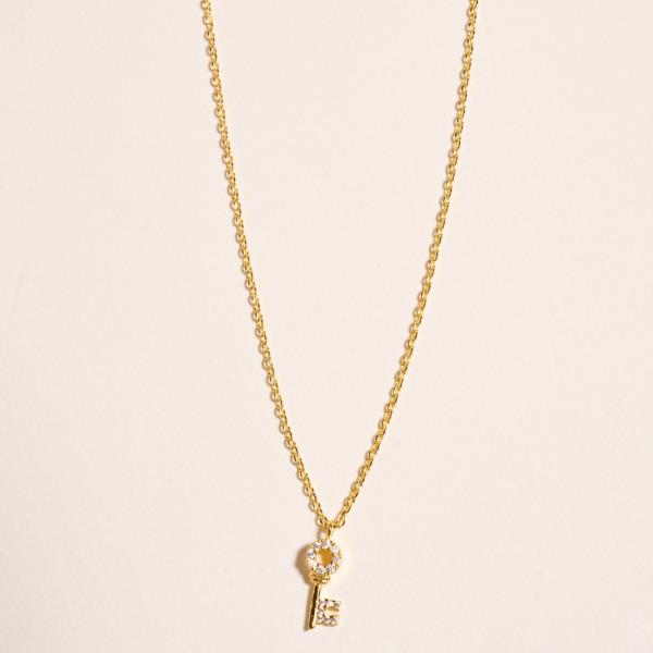 KEY SHAPED GOLD-DIPPED PENDANT SHORT NECKLACE WATER RESISTANT