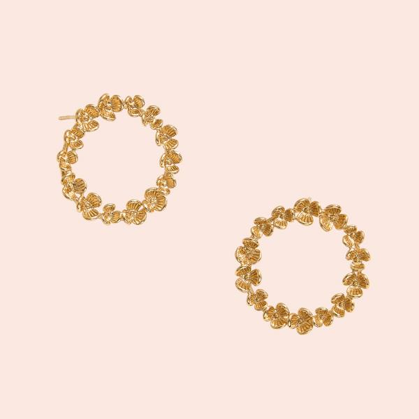 14K GOLD DIPPED FLORAL CIRCLE POST HOOP EARRING