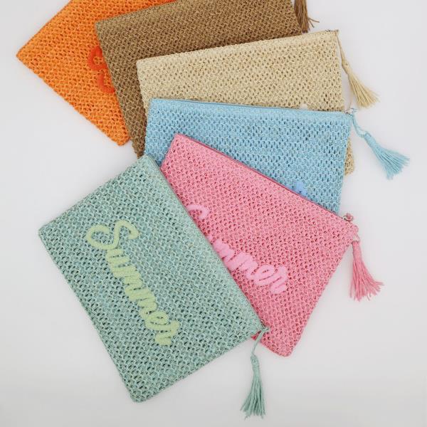 WOVEN STRAW POUCH WITH SUMMER EMBROIDERY AND GOLD LUREX DETAIL