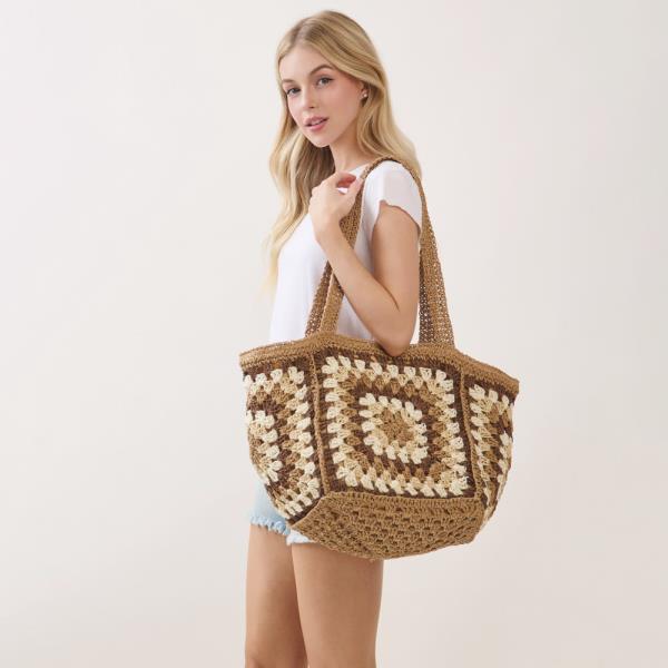 VINTAGE GRANNY SQUARE TOTE