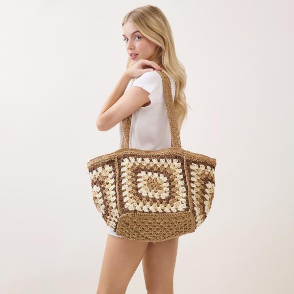 VINTAGE GRANNY SQUARE TOTE