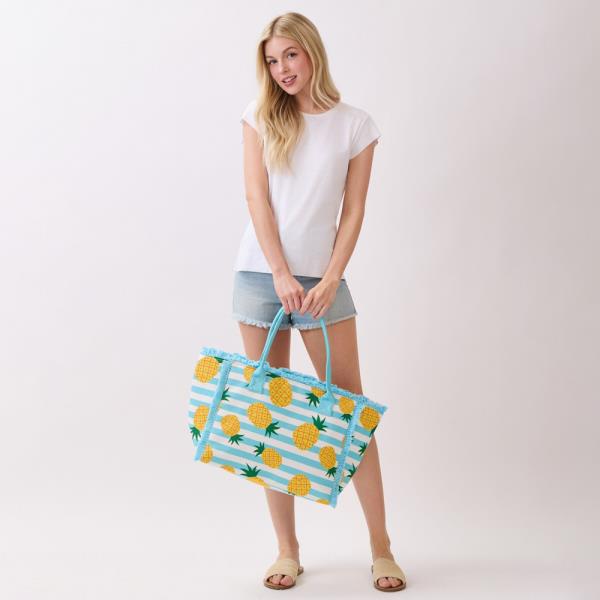 PINEAPPLE STRIPE FRINGE TOTE BAG