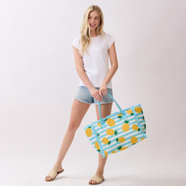 PINEAPPLE STRIPE FRINGE TOTE BAG