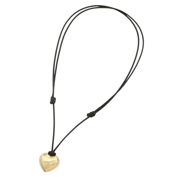 SODAJO METAL HEART STRING NECKLACE