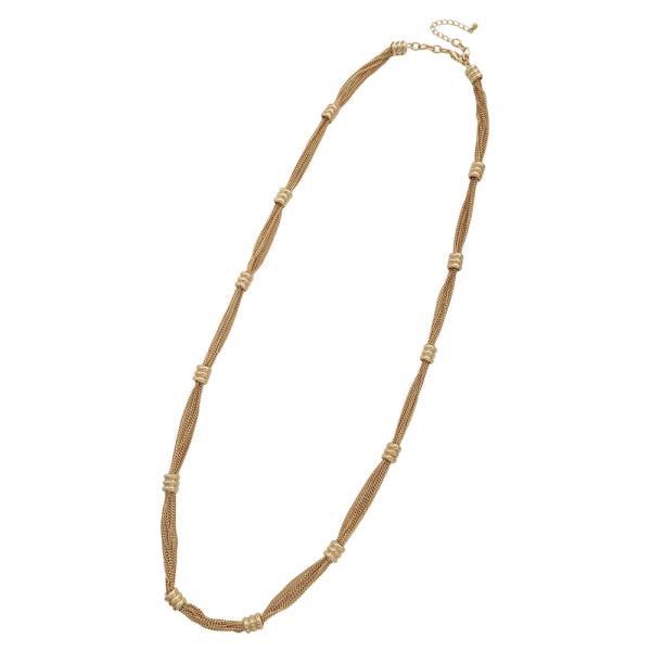 METAL CHAIN NECKLACE