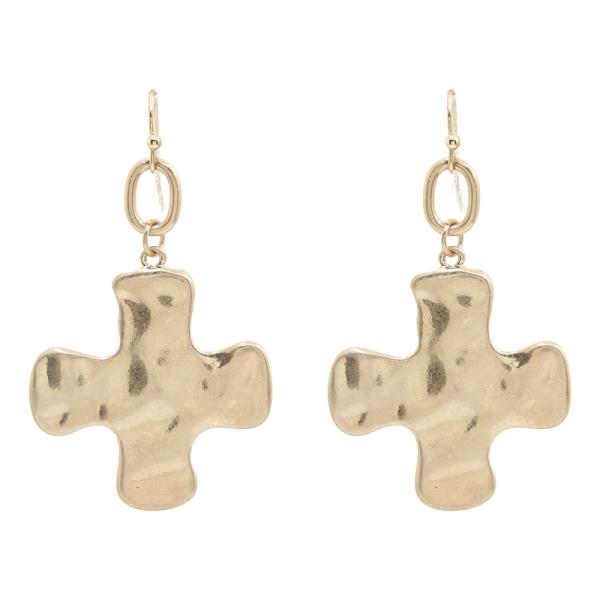 METAL CROSS SHAPE EARRING