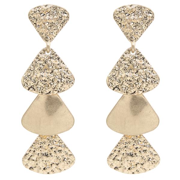 TRIANGULAR METAL SHAPE EARRING