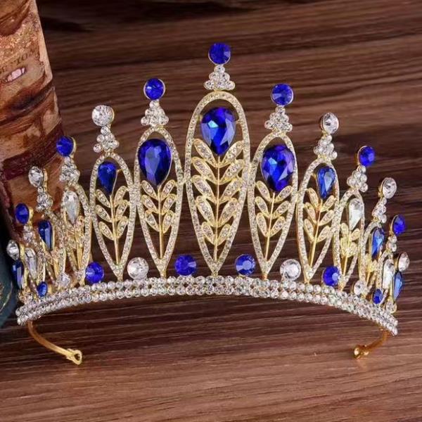 CRYSTAL RHINESTONE CROWN