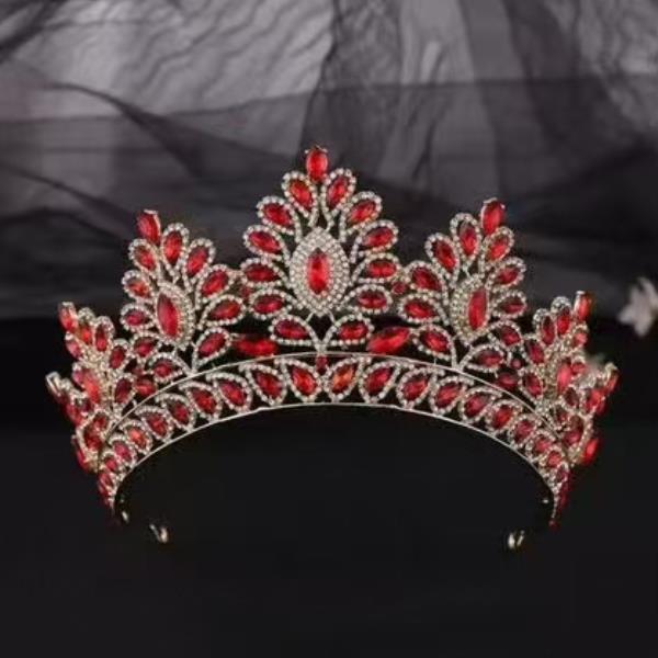 CRYSTAL RHINESTONE TIARA