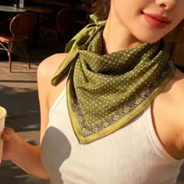 POLKA DOT PATTERN SILKY BANDANA SQUARE NECK SCARF