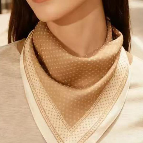 POLKA DOT SILKY BANDANA SQUARE NECK SCARF
