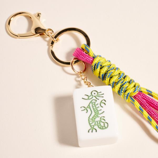 DROP WHT MAHJONG WITH HPK, YLW CORD KEY SINGLE KEYCHAIN