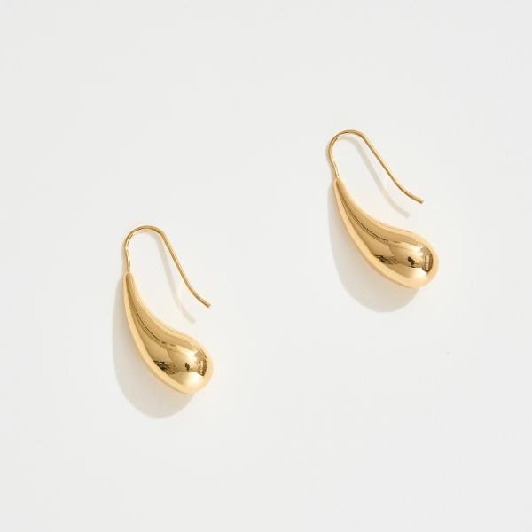 WATER RESISTANT PLATING 14K GOLD / WHITE GOLD DIPPED FISH HOOK EARRING