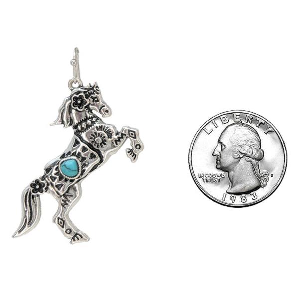 WESTERN GARDEN HAND STONE HORSE EARRING