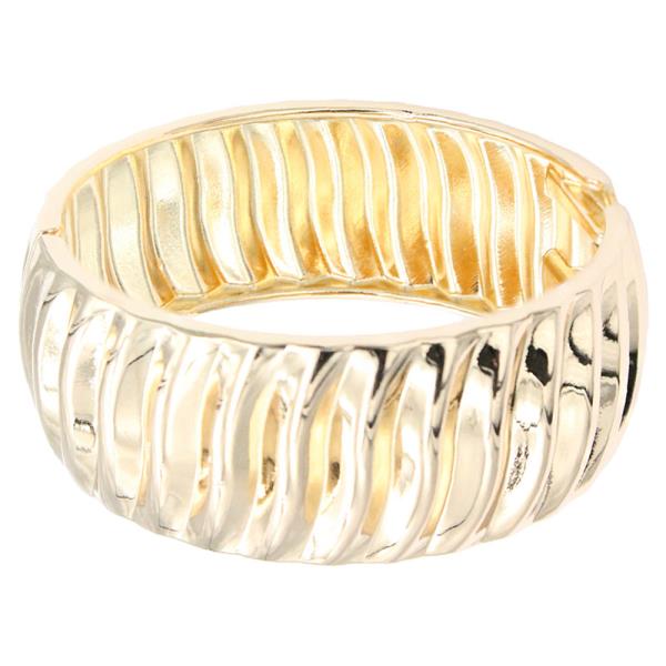 18K GOLD PLATED HINGED BANGLE BRACELET