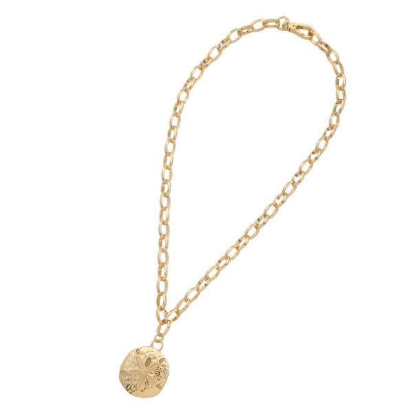 METAL FLOWER ROUND COIN PENDANT NECKLACE