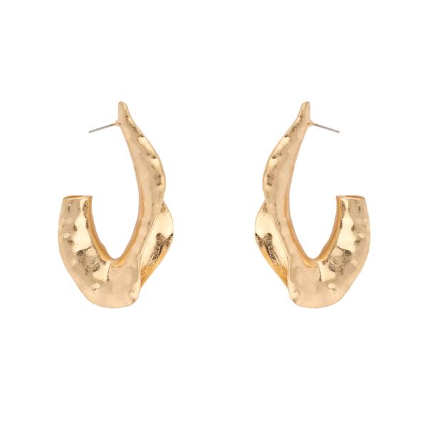 METAL TEXTURE HOOP EARRING
