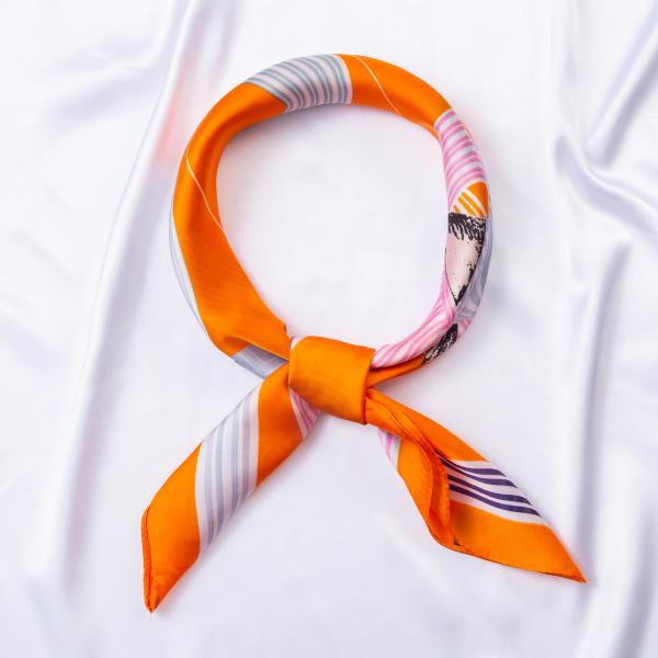 HORSE PRINT SILKY BANDANA SQUARE NECK SCARF