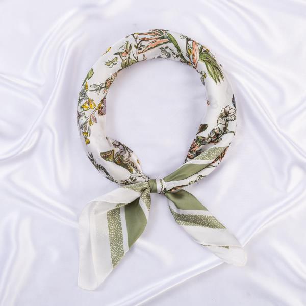 FLOWER SILKY BANDANA SQUARE NECK SCARF