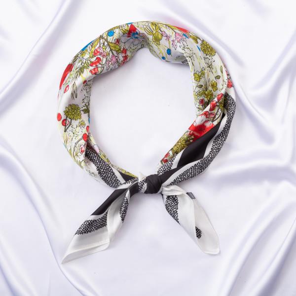 FLOWER SILKY BANDANA SQUARE NECK SCARF
