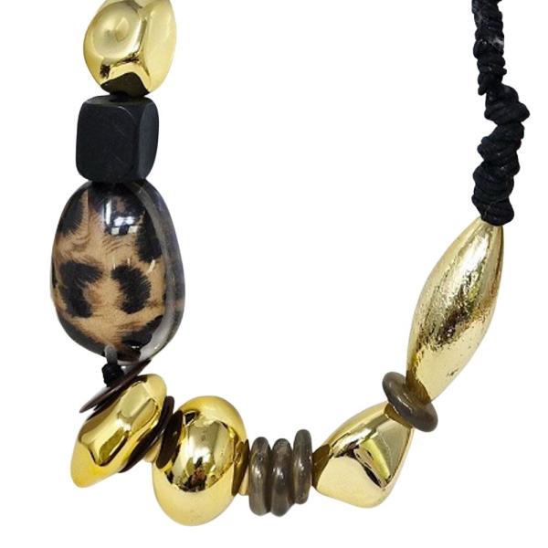 MULTI BEAD STONE MIX STATEMENT NECKLACE