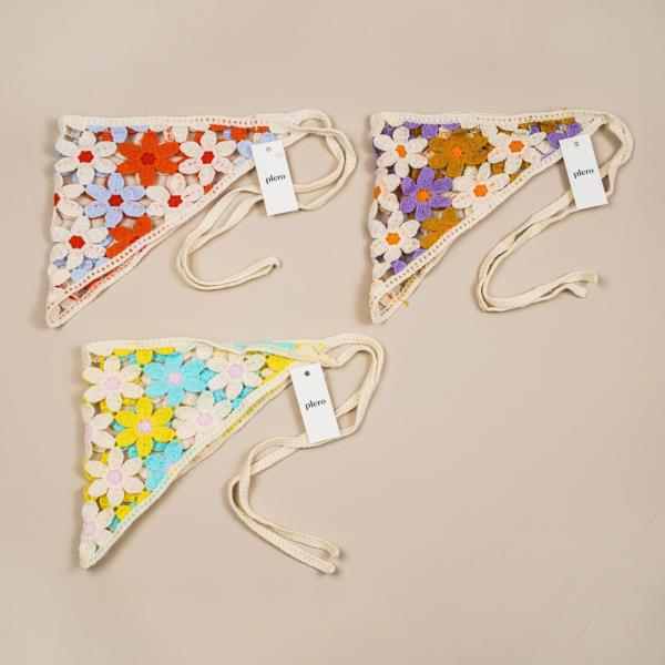 CROCHET FLOWER TRIANGLE HEAD SCARF