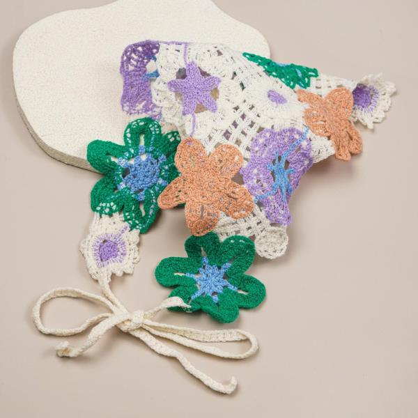 CROCHET FLOWER PATCH TRIANGLE HEAD SCARF