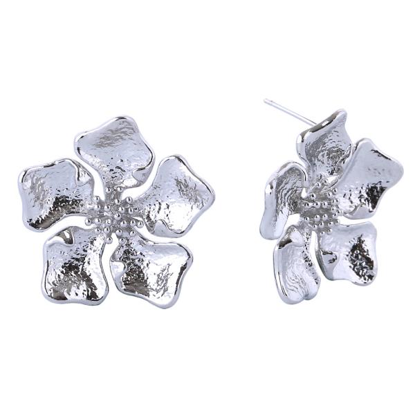 14K GOLD/WHITE GOLD DIPPED TEXTURED FLOWER STUD EARRINGS