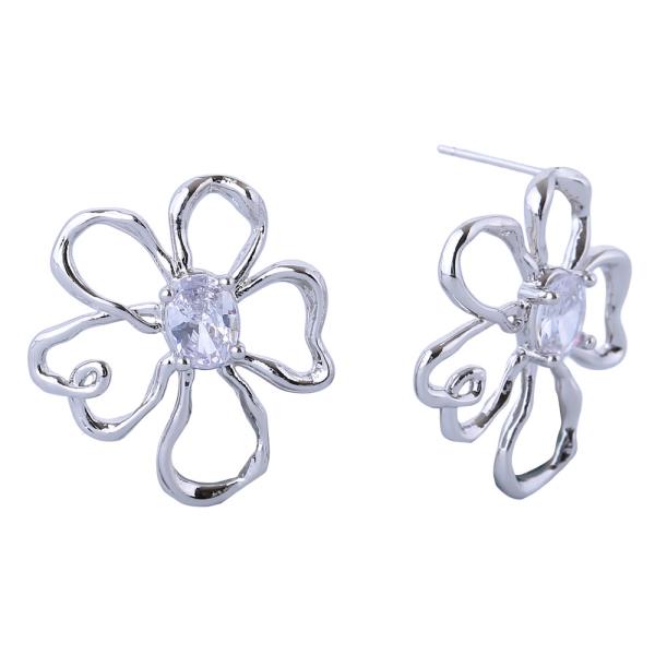 14K GOLD/WHITE GOLD DIPPED FLOWER FRAME STUD EARRINGS