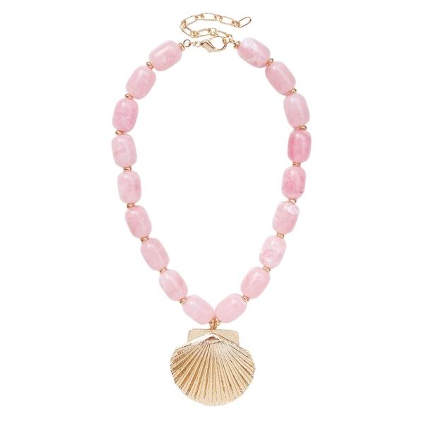 SHELL PENDANT BEADED NECKLACE