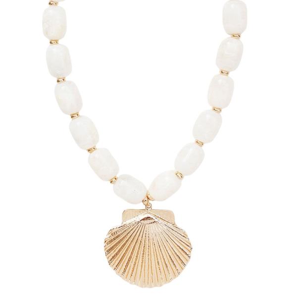 SHELL PENDANT BEADED NECKLACE
