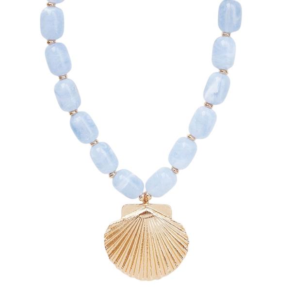 SHELL PENDANT BEADED NECKLACE