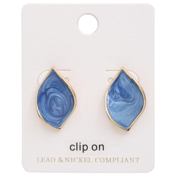 LEAF SHAPED CLIP ON EARRING