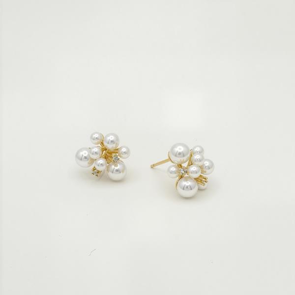 14K GOLD DIPPED WATER RESISTANT PEARL BOUQUET CZ EARRING