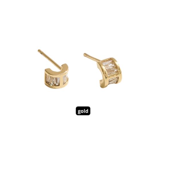 14K GOLD DIPPED WATER RESISTANT BAGUETTE HUGGIE STUD EARRING WITH CZ
