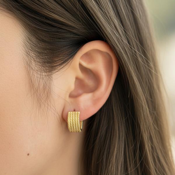 14K GOLD WHITE GOLD DIPPED TEXTURED WIDE HUGGIE HOOP EARRINGS