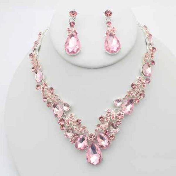 CRYSTAL MARQUISE CLUSTER STATEMENT NECKLACE EARRING SET