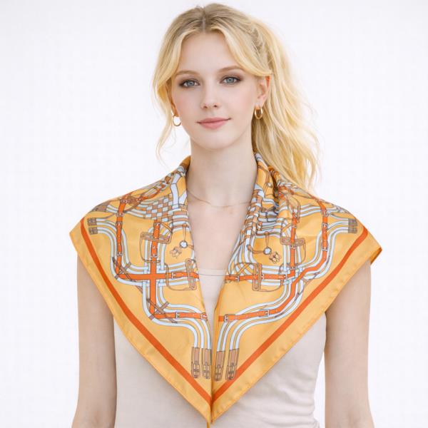 MAZE PRINT SQUARE SCARF