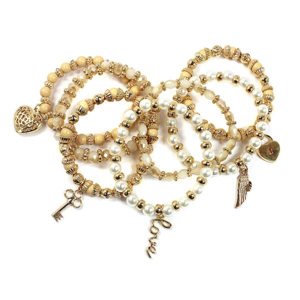 STRAND STRETCH W. HEART CHARM BRACELET