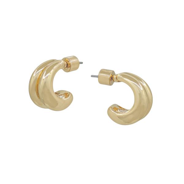 2 LAYERED CHUNKY MINI HOOP EARRINGS