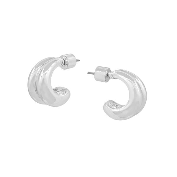 2 LAYERED CHUNKY MINI HOOP EARRINGS