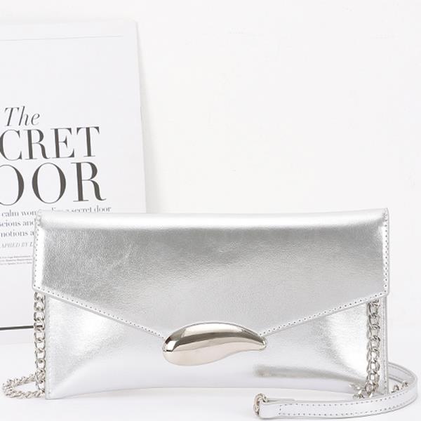MODERN ENVELOPE CLUTCH BAG
