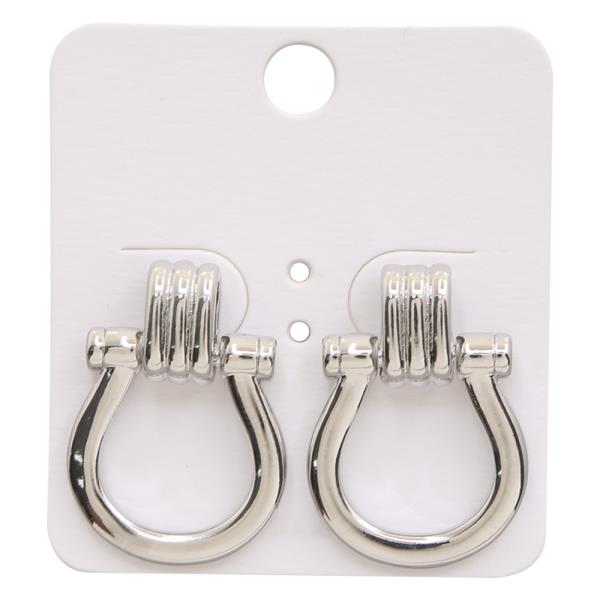 HORSESHOE SHAPED METAL EARRING