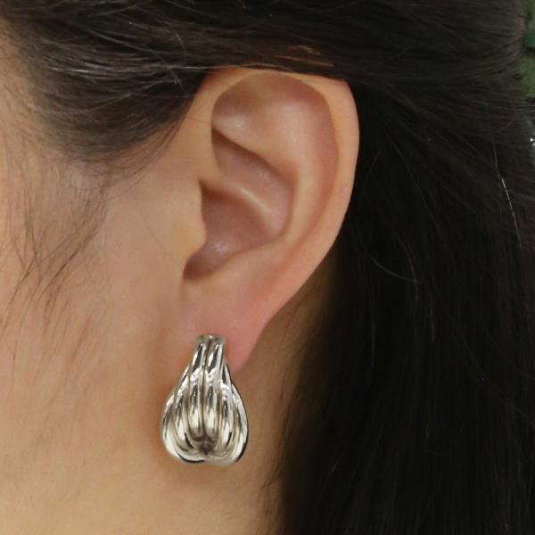 14K GOLD WHITE GOLD DIPPED FACETED U HOOP EARRINGS