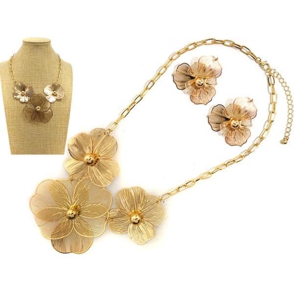 3 FLOWER NECKLACE EARRING SET