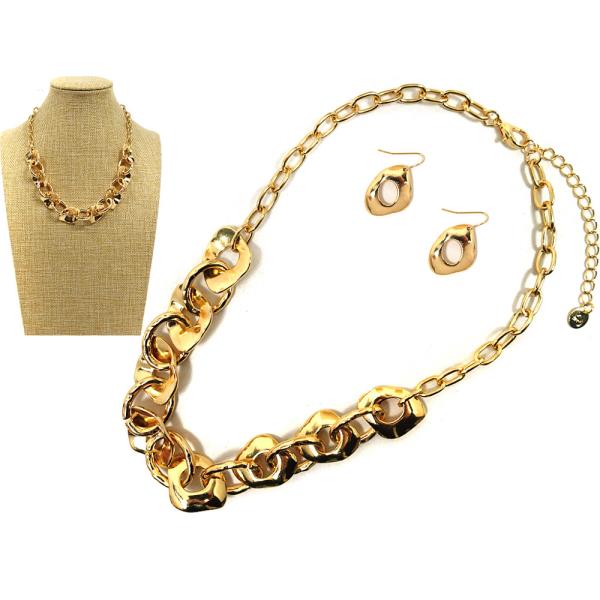 CHAIN NECKLACE EARRING SET
