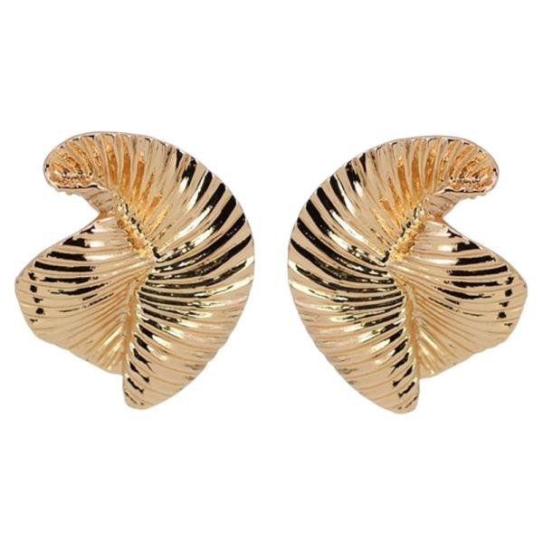 TXT SHELL POST EARRINGS