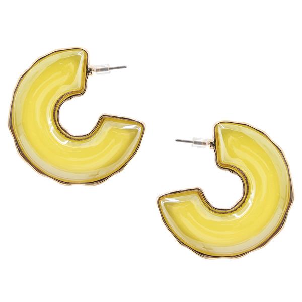 OPEN ROUND COLOR POST EARRING