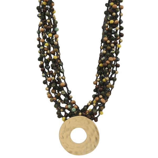 MULTI COLORED BEAD CIRCULAR TEXTURED METAL PENDANT NECKLACE
